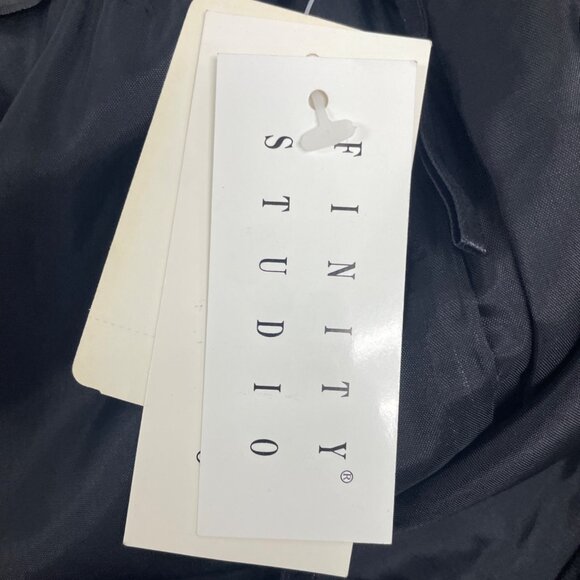 Finity Studio Women's Black Silk Pencil Skirt With Back Slit Size 4 - New - Picture 6 of 8